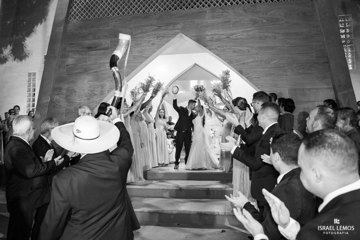 casamento na igreja de sao sebastião em inhaúma mg fotos lindas do fotografo de cachoeira da prata israel lemos