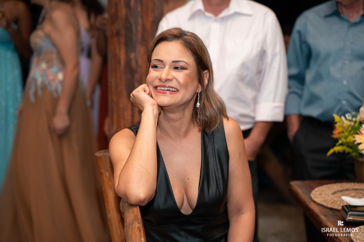 Recepção do casamento de vitor e ludimyla esse casal de veterinários fizeram a festa de casamento no coninho em inhaúma com fotos lindas Israel Lemos fotografo de casamento