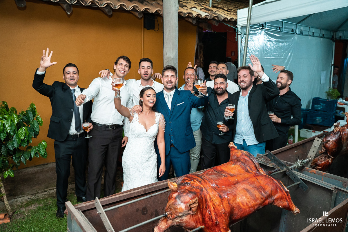 Recepção do casamento de vitor e ludimyla esse casal de veterinários fizeram a festa de casamento no coninho em inhaúma com fotos lindas Israel Lemos fotografo de casamento