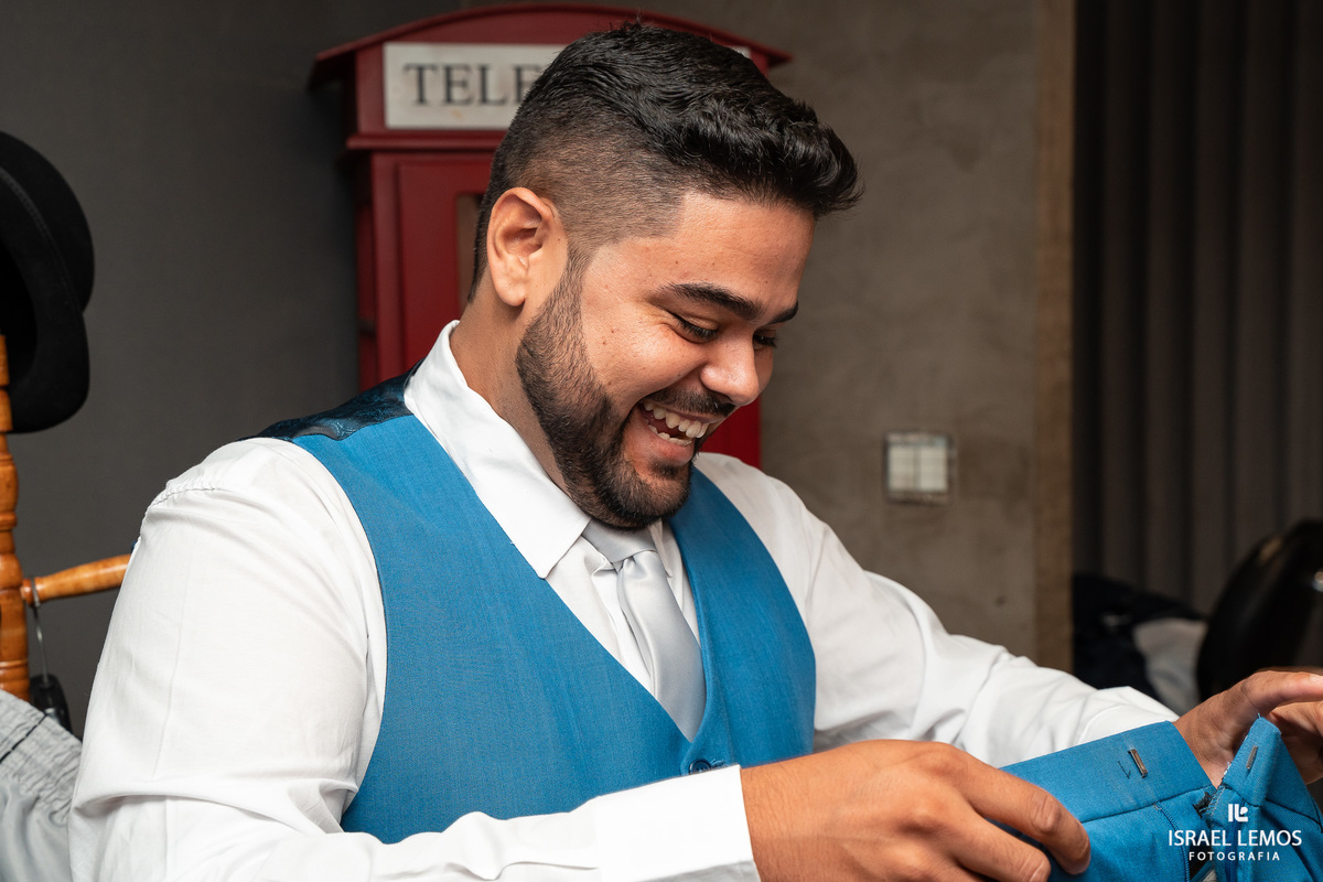 Fotografia de makeup do noivo em para de minas por Israel Lemos eleito o melhor melhor fotografo de para de Minas