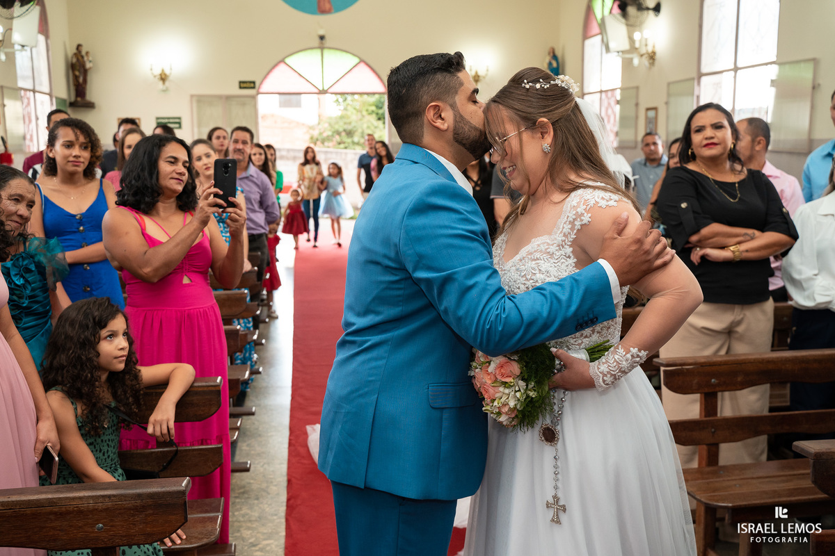 Casamento na igreja Santo Antonio em Para de minas fotos pelo fotografo eleito o melhor fotografo de para de minas 