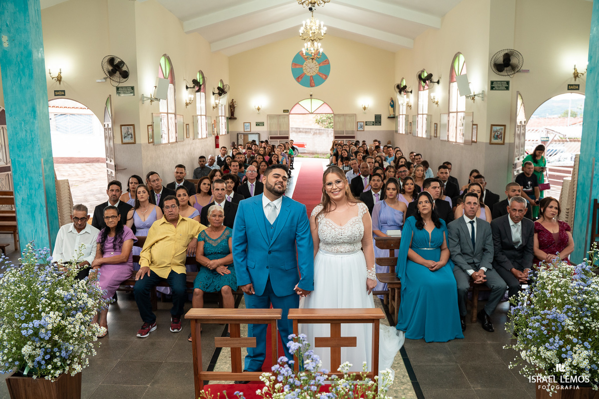 Casamento na igreja Santo Antonio em Para de minas fotos pelo fotografo eleito o melhor fotografo de para de minas 
