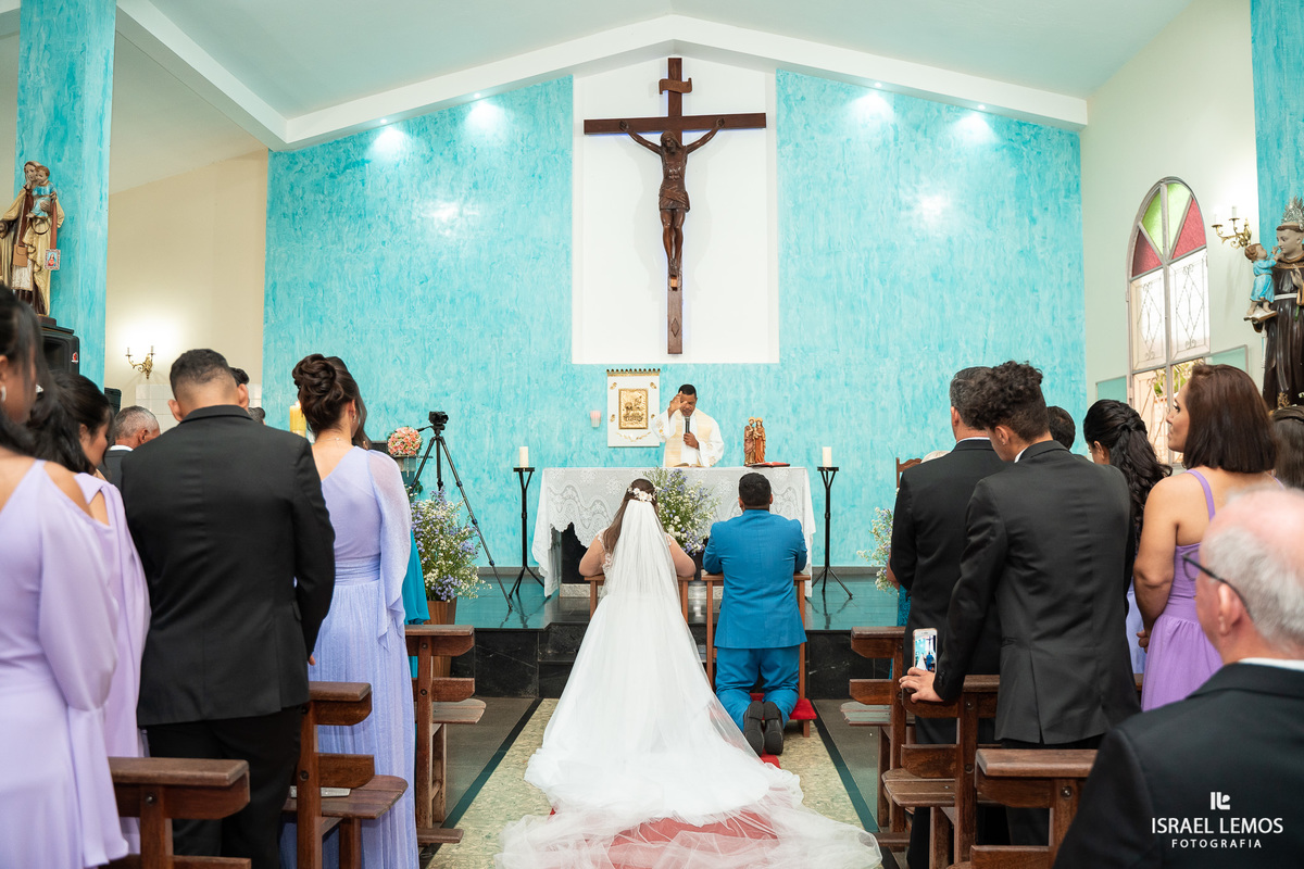 Casamento na igreja Santo Antonio em Para de minas fotos pelo fotografo eleito o melhor fotografo de para de minas 