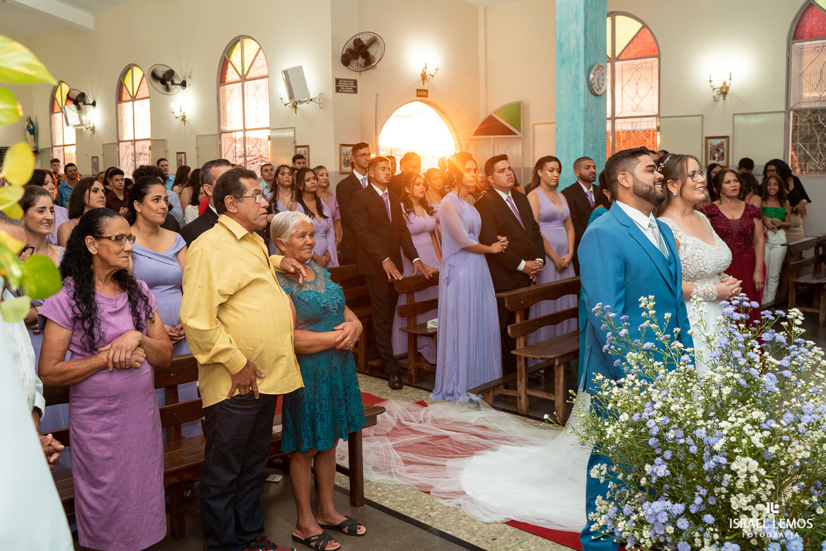 Casamento na igreja Santo Antonio em Para de minas fotos pelo fotografo eleito o melhor fotografo de para de minas 