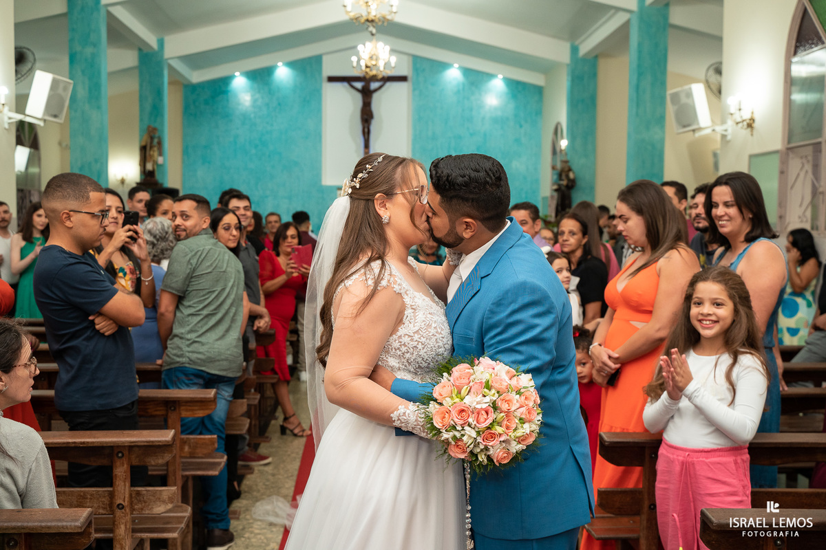 Casamento na igreja Santo Antonio em Para de minas fotos pelo fotografo eleito o melhor fotografo de para de minas 
