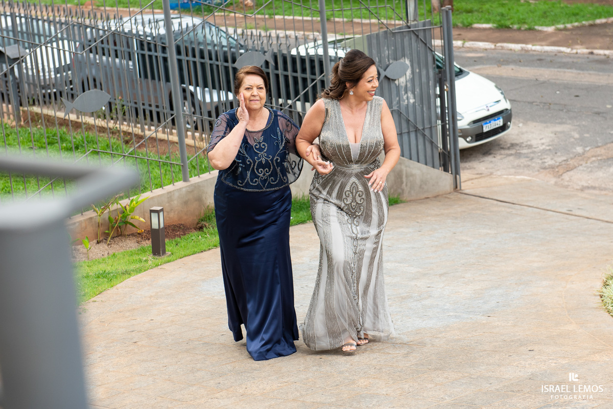 Casamento igreja sao Pedro em Para de minas Fotos oficiais pelo fotografo de casamento de Para de minas Israel Lemos 