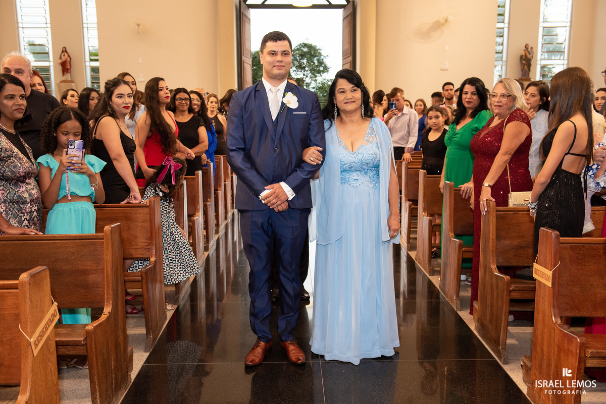 Casamento igreja sao Pedro em Para de minas Fotos oficiais pelo fotografo de casamento de Para de minas Israel Lemos 