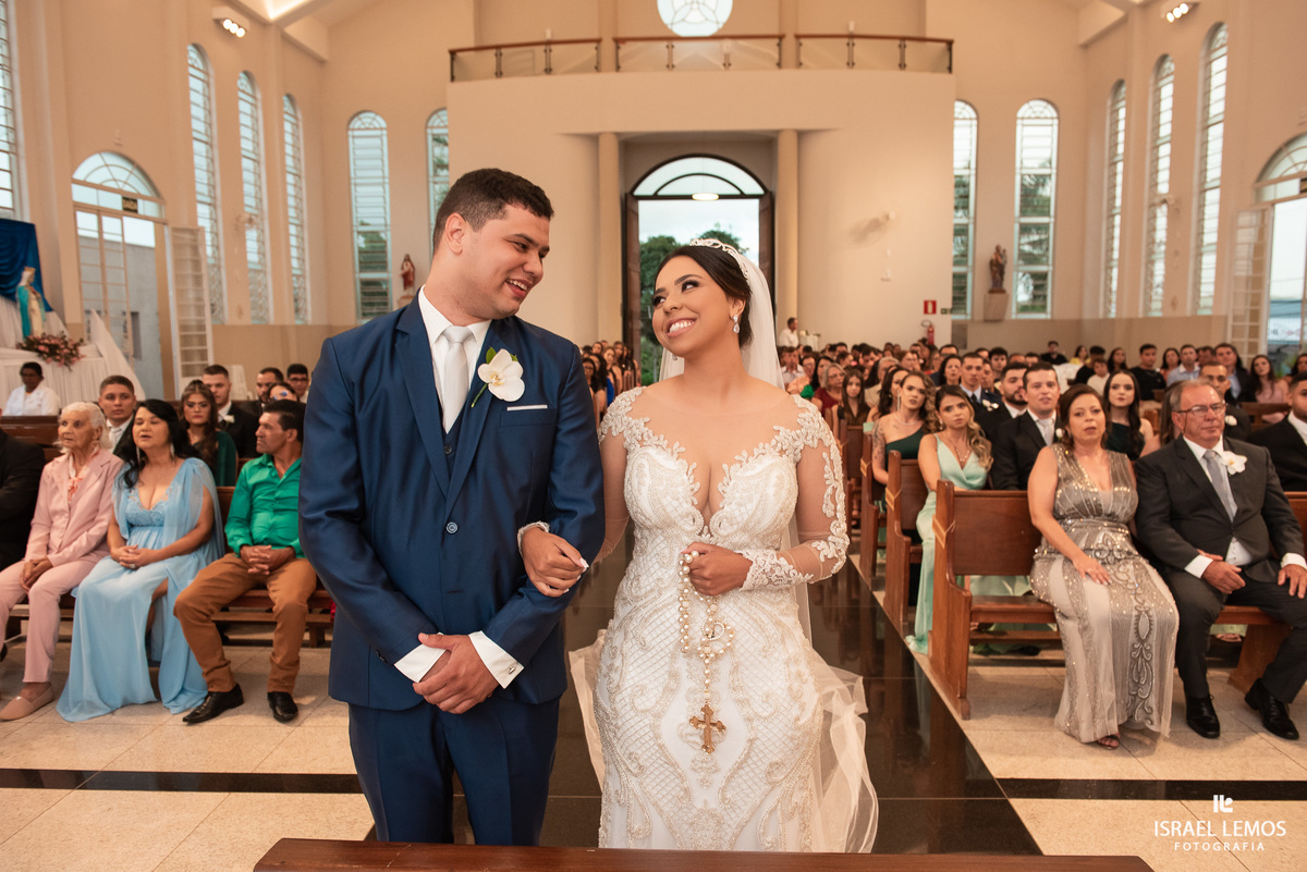Casamento igreja sao Pedro em Para de minas Fotos oficiais pelo fotografo de casamento de Para de minas Israel Lemos 