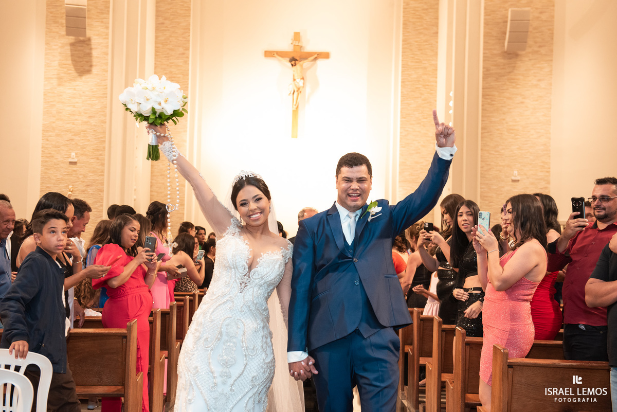 Casamento igreja sao Pedro em Para de minas Fotos oficiais pelo fotografo de casamento de Para de minas Israel Lemos 