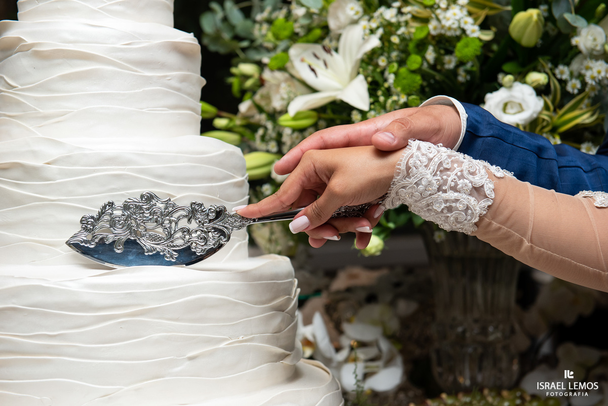 bolo de casamento corte