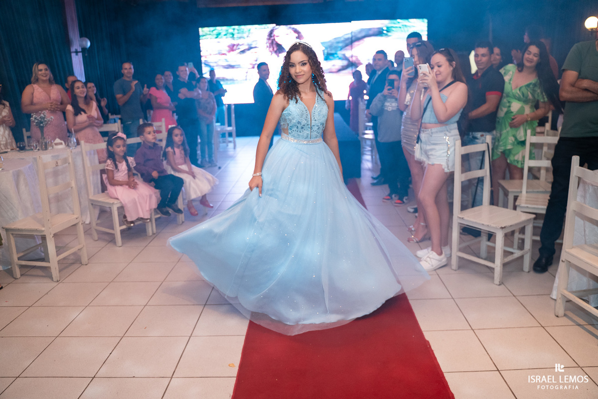 Recepção de 15anos debutante em Para de minas no espaco multucenter