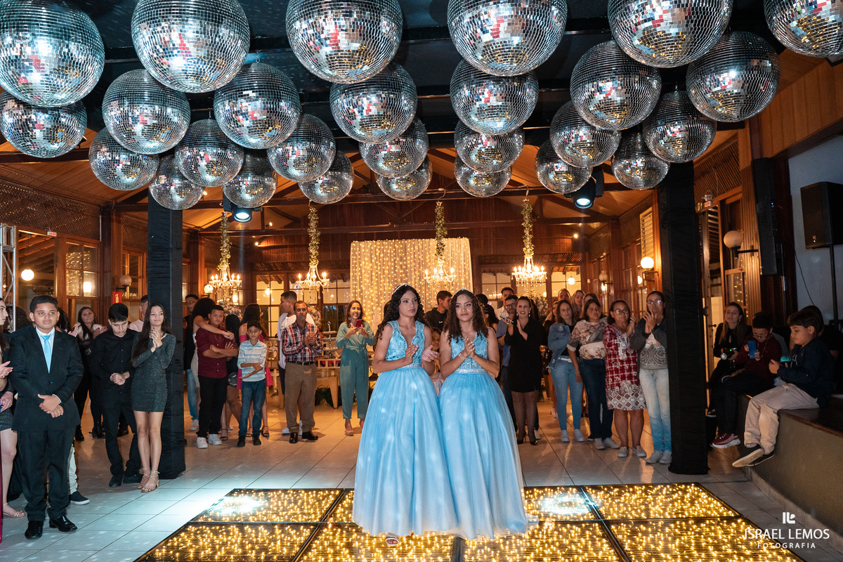 Recepção de 15anos debutante em Para de minas no espaco multucenter