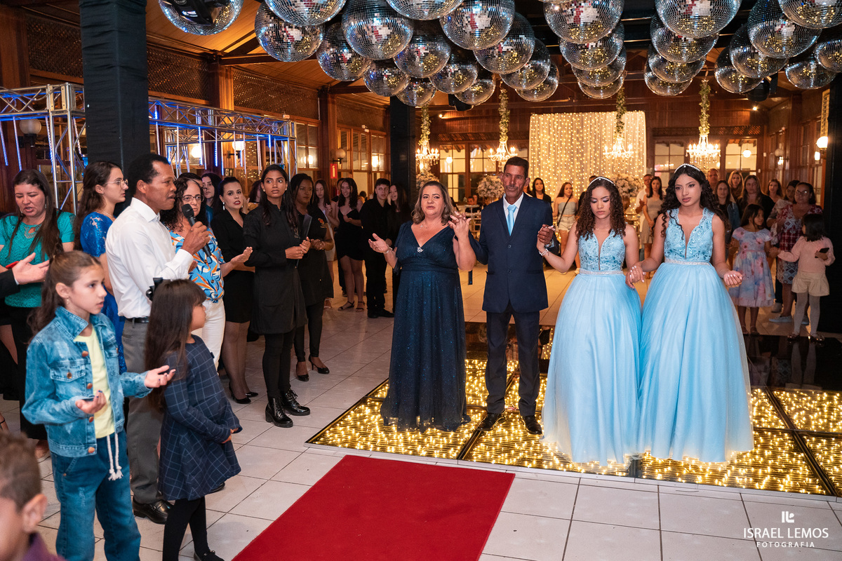 Recepção de 15anos debutante em Para de minas no espaco multucenter