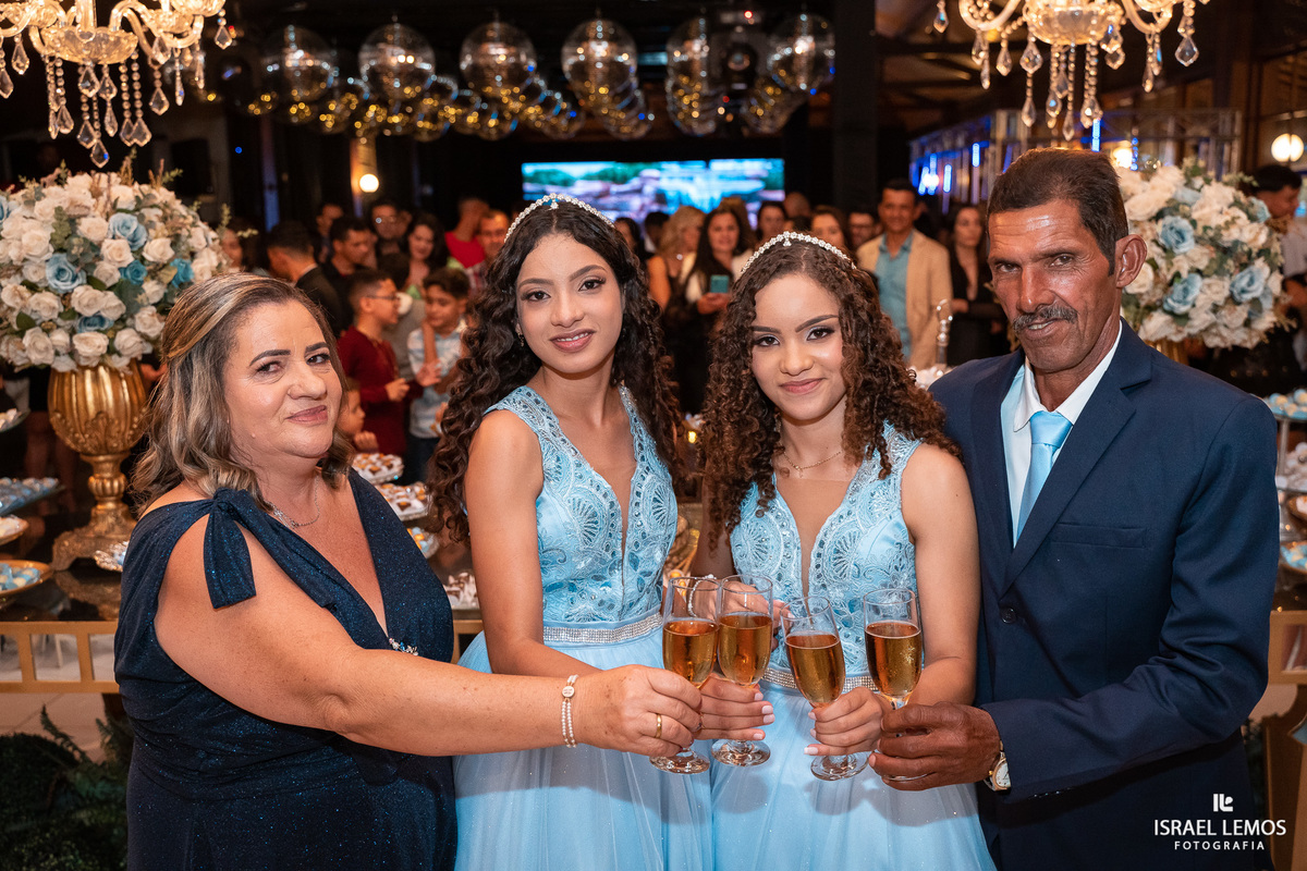 Recepção de 15anos debutante em Para de minas no espaco multucenter
