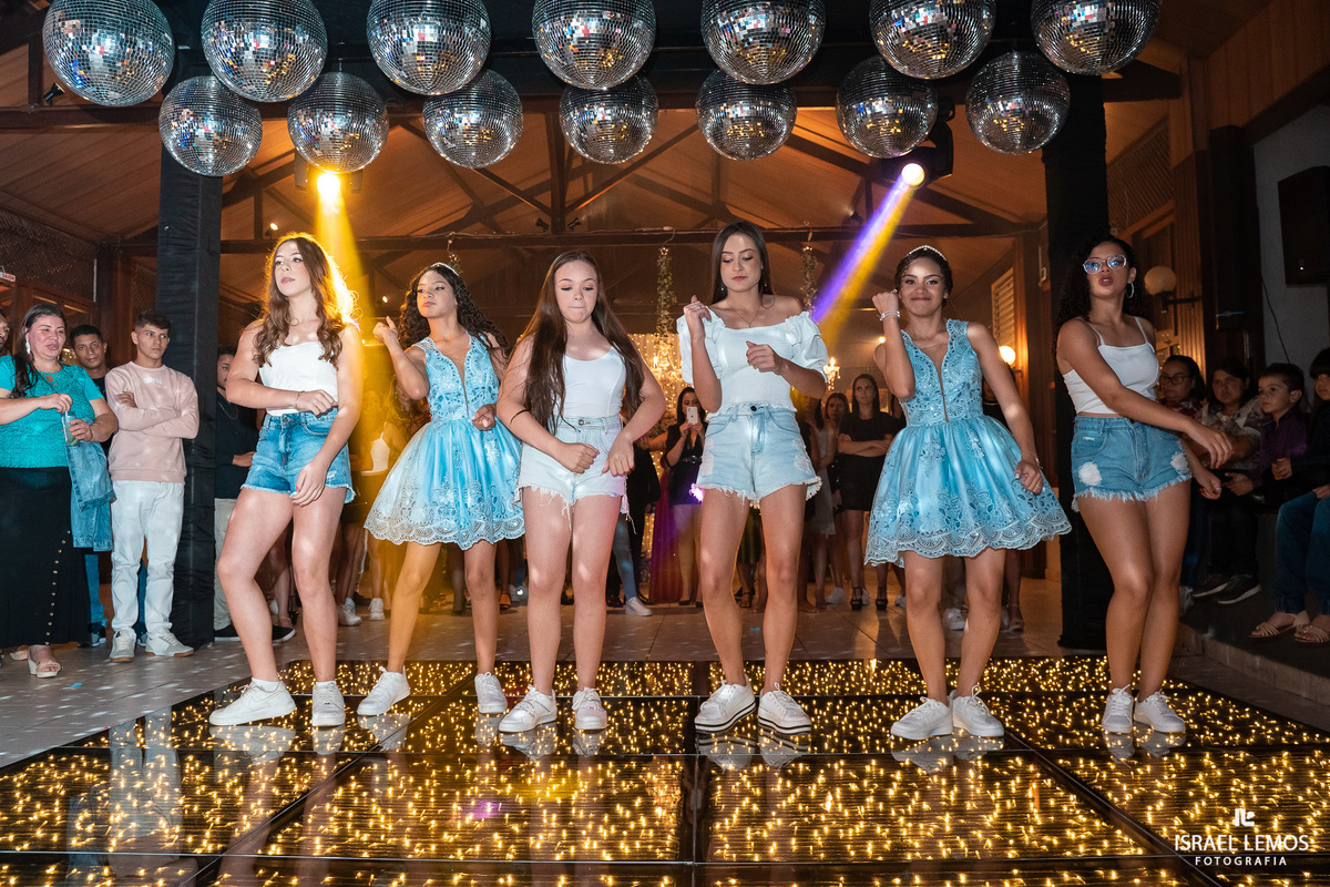 Recepção de 15anos debutante em Para de minas no espaco multucenter