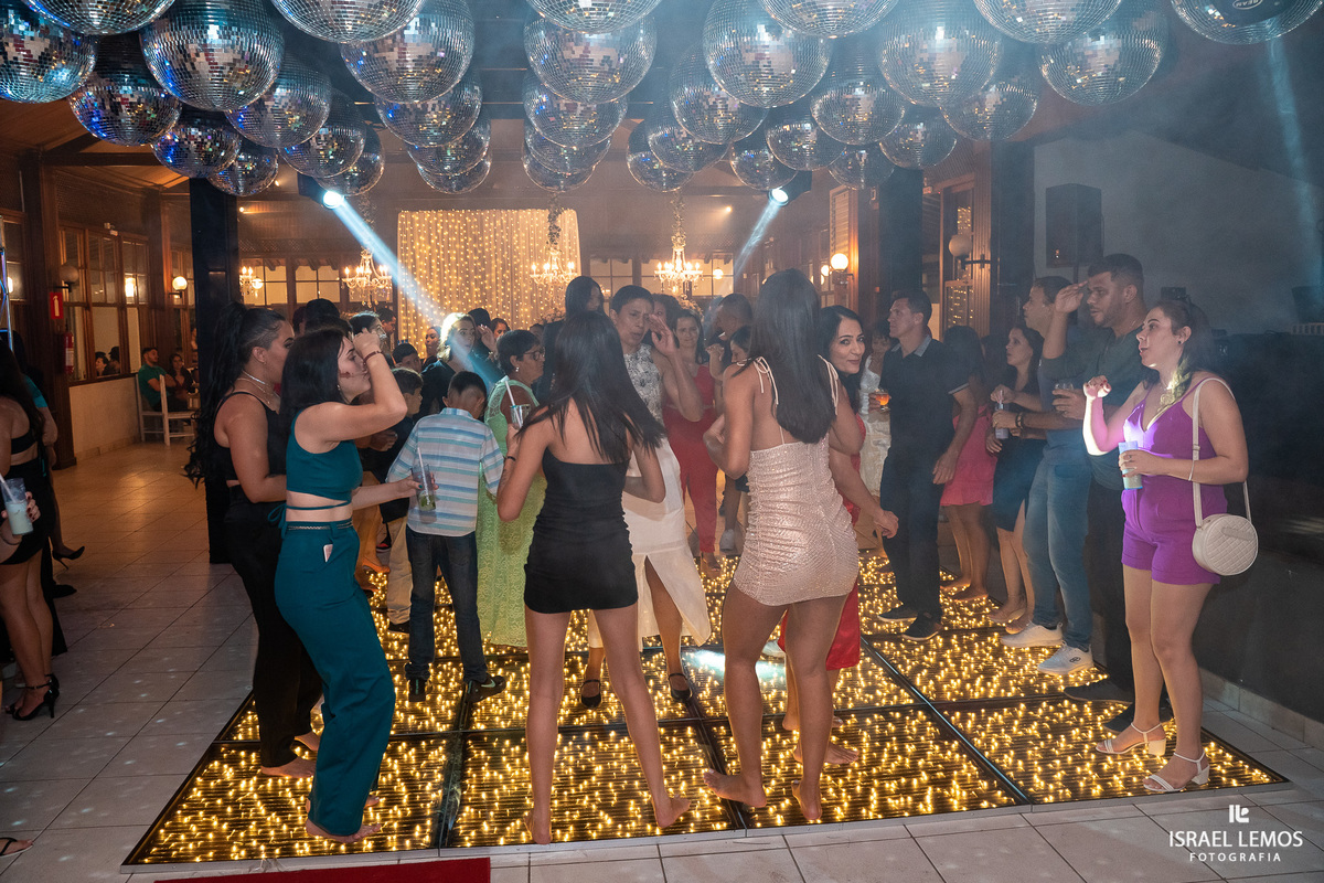 Recepção de 15anos debutante em Para de minas no espaco multucenter