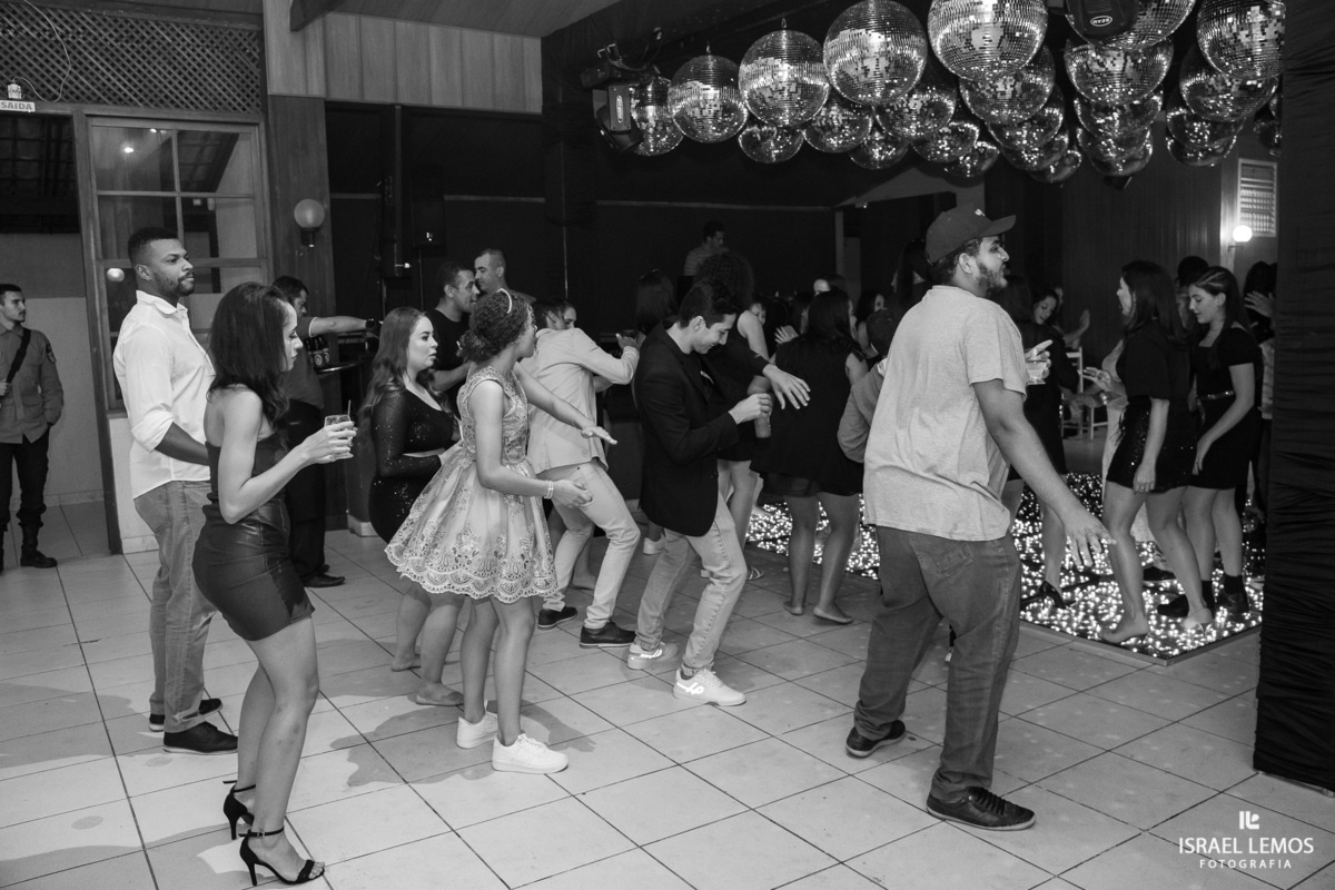 Recepção de 15anos debutante em Para de minas no espaco multucenter