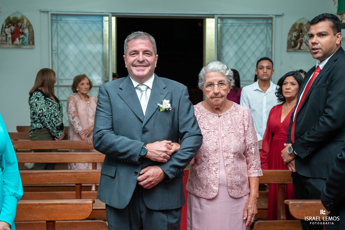 casamento andre da granja Brasilia com Ana Paula casamento na capela n s dos passos em para de minas com lindas fotos do casamento com o fotografo Israel lemos