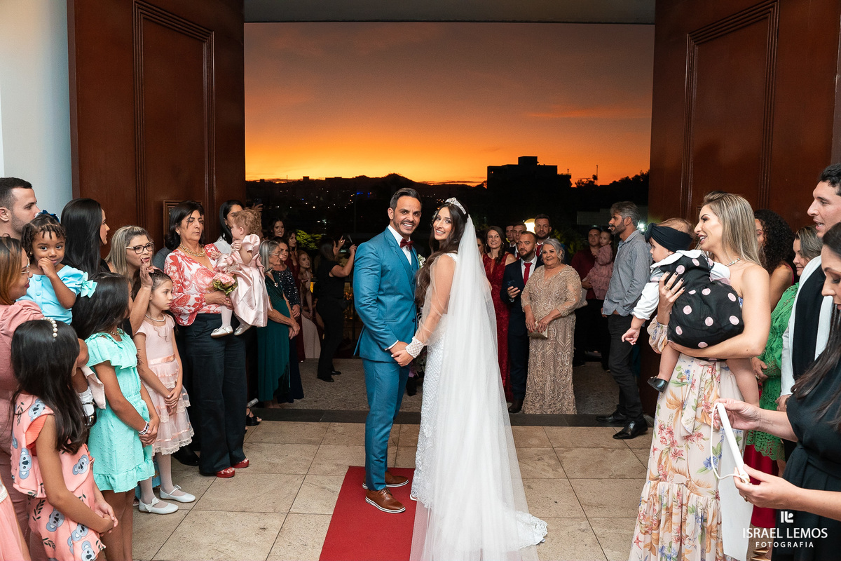 maquiagem da noiva Thais Casamento Para de minas da Thais e do Juninho JR  vereador 