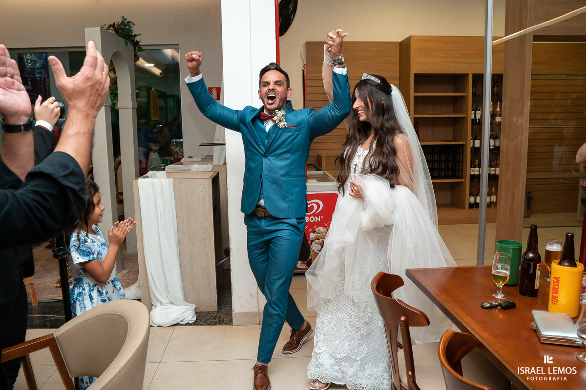maquiagem da noiva Thais Casamento Para de minas da Thais e do Juninho JR  vereador 