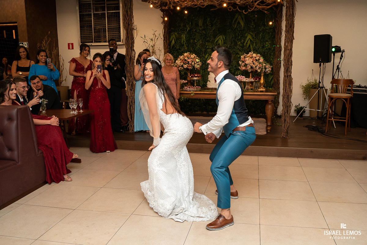 maquiagem da noiva Thais Casamento Para de minas da Thais e do Juninho JR  vereador 