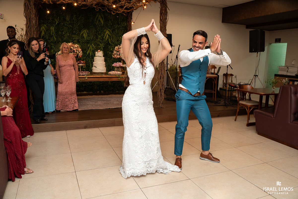 maquiagem da noiva Thais Casamento Para de minas da Thais e do Juninho JR  vereador 