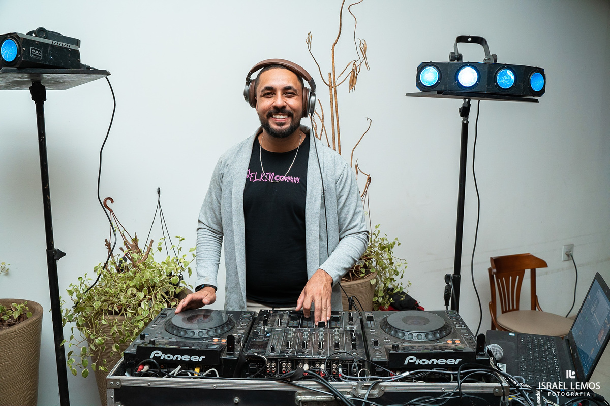 Dj goga som em para de minas