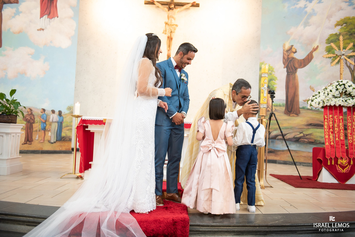 casamento nas igreja sao Francisco em Para de minas Juninho e Thais JR fotos oficiais pelo fotografo Israel Lemos 