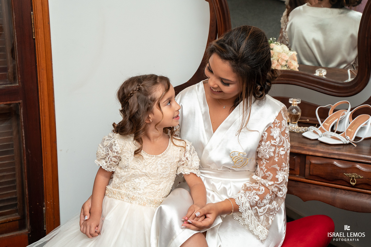 Fotografia de casamento em Para de minas Israel Lemos fotografo make da noiva Erica damas vestido de noiva