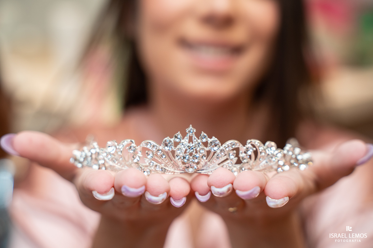 a tiravam junto com a locação do vestido 