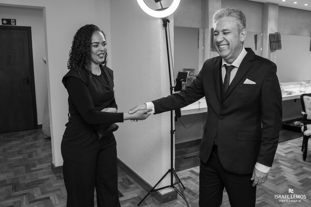 Maquiagem em belo Horizonte para casamento na Pampulha com fotos do fotografo de casamento Israel Lemos fotografo de contagem 