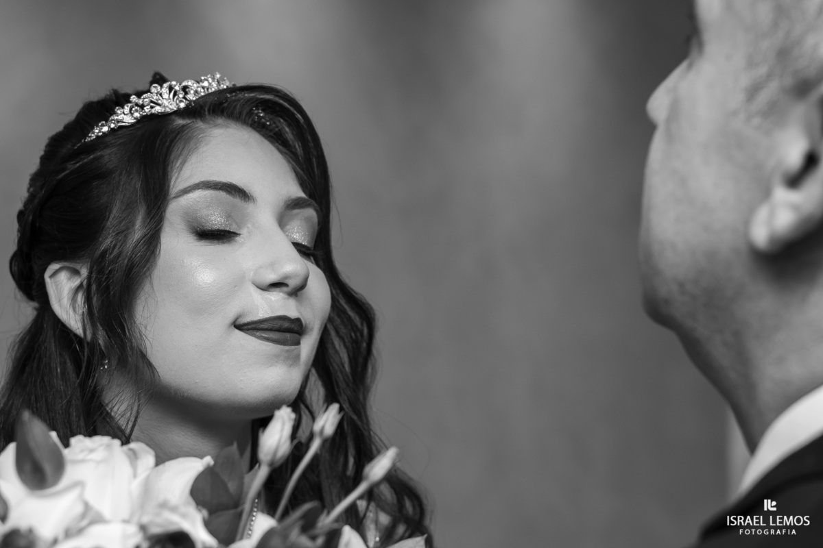 pai da noiva se emociona com a noiva mai bonita de bh Pampulha e fotografo Israel Lemos registra esse momento lindo