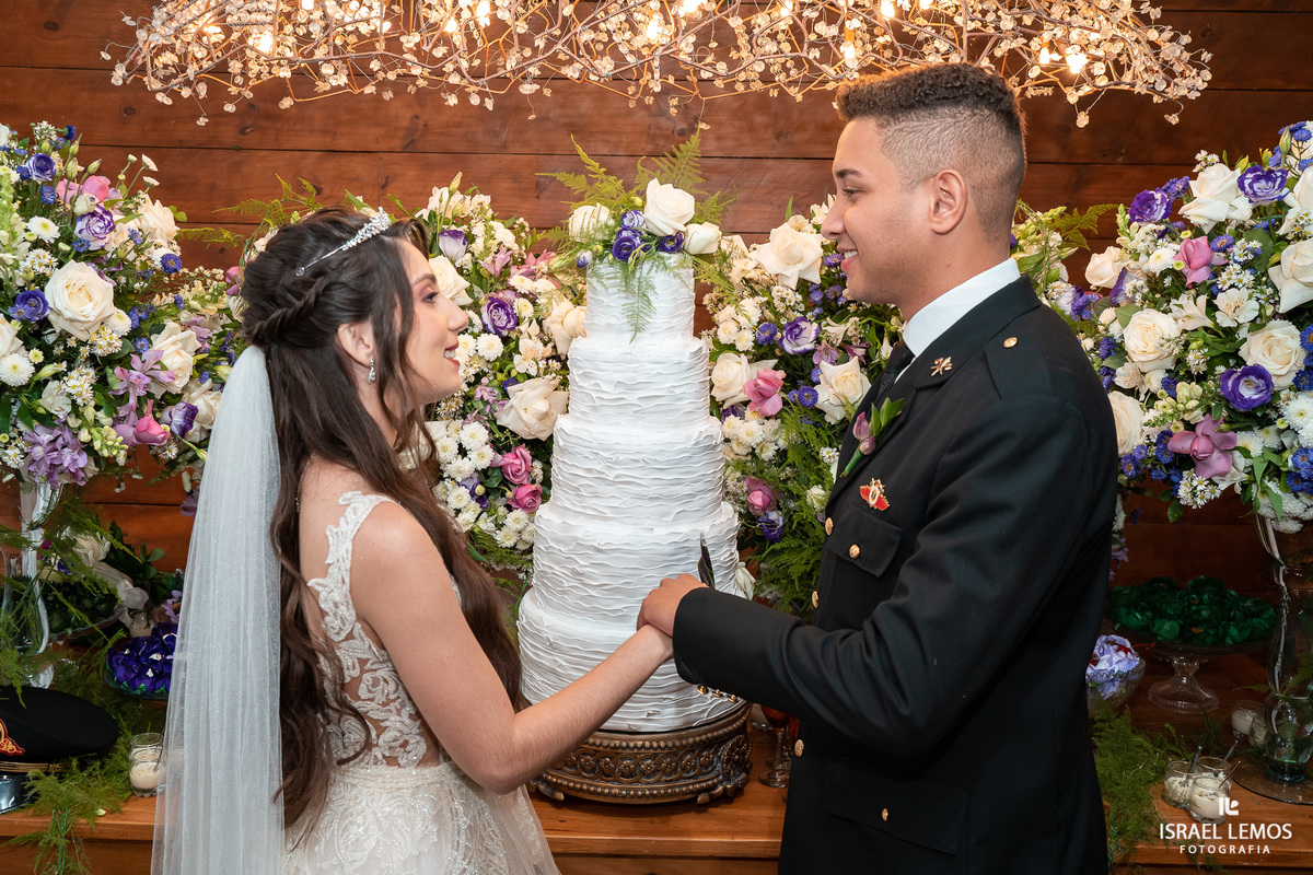recepção de casamento no espaco Giardino eventos um belo espaco para casamentos com fotos do fotografo profissional Israel Lemos fotografo em bh