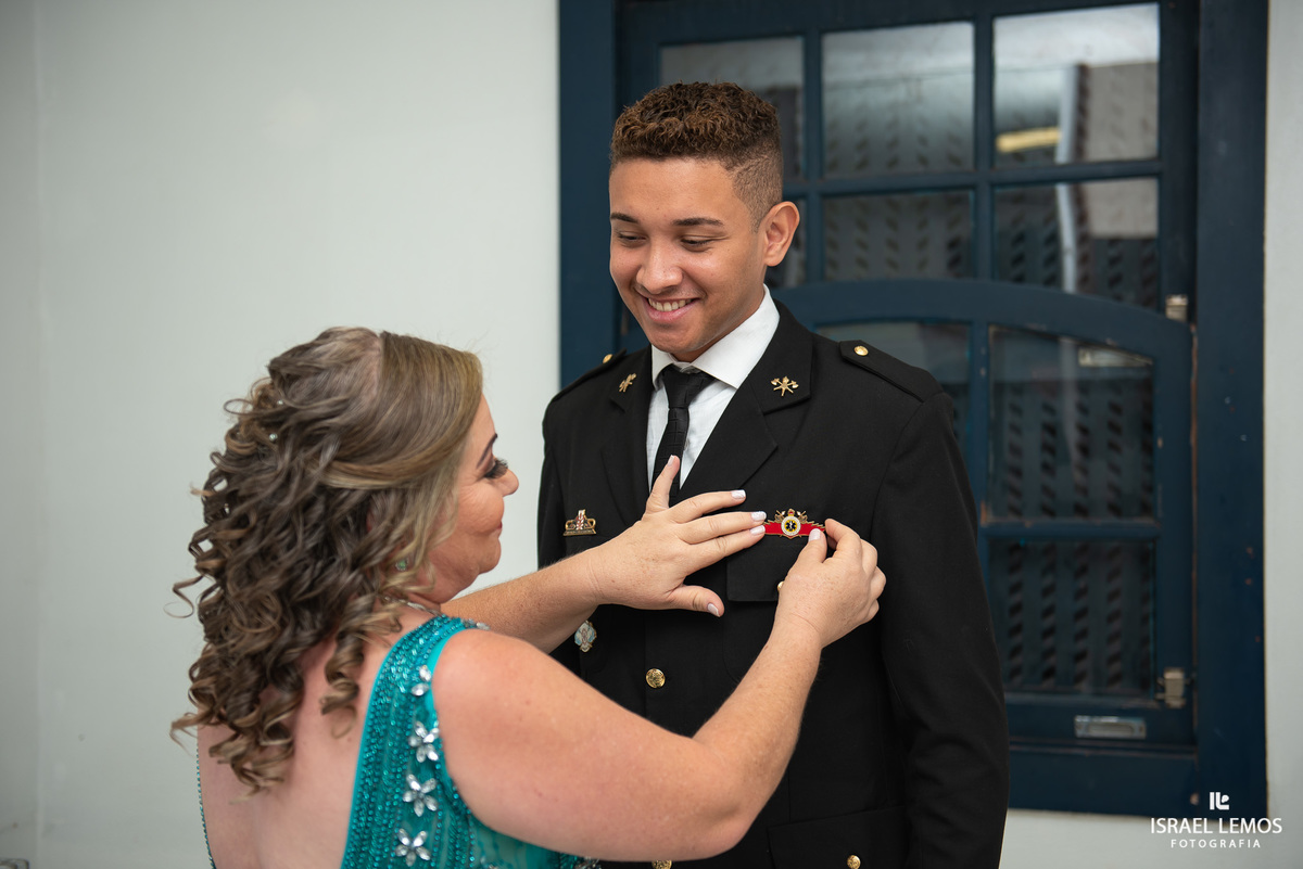 Noivose arrumando para casamento na Pampulha em Belo Horizonte mg com fotografo Israel Lemos da cidade de  bh