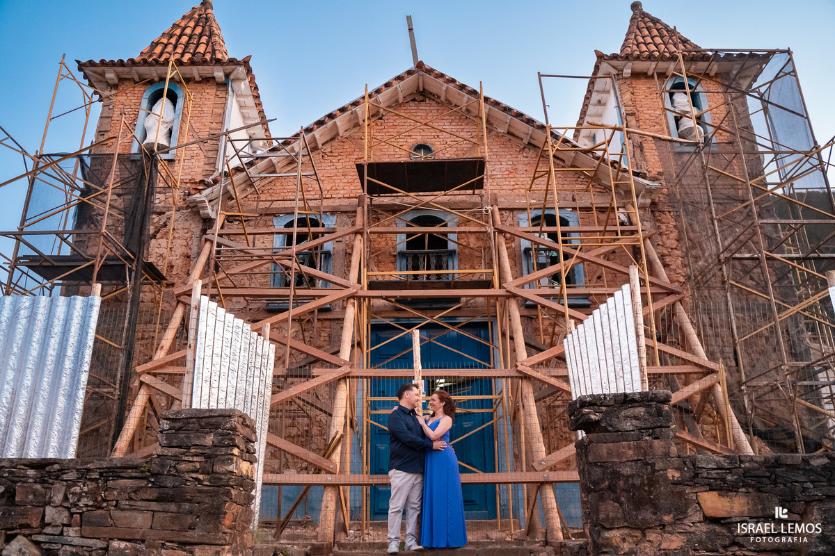 fotografia de casamento em Ouro Preto no distrito de São Bartolomeu fotos Save the date Israel Lemos Fotografia de casamento ouro preto