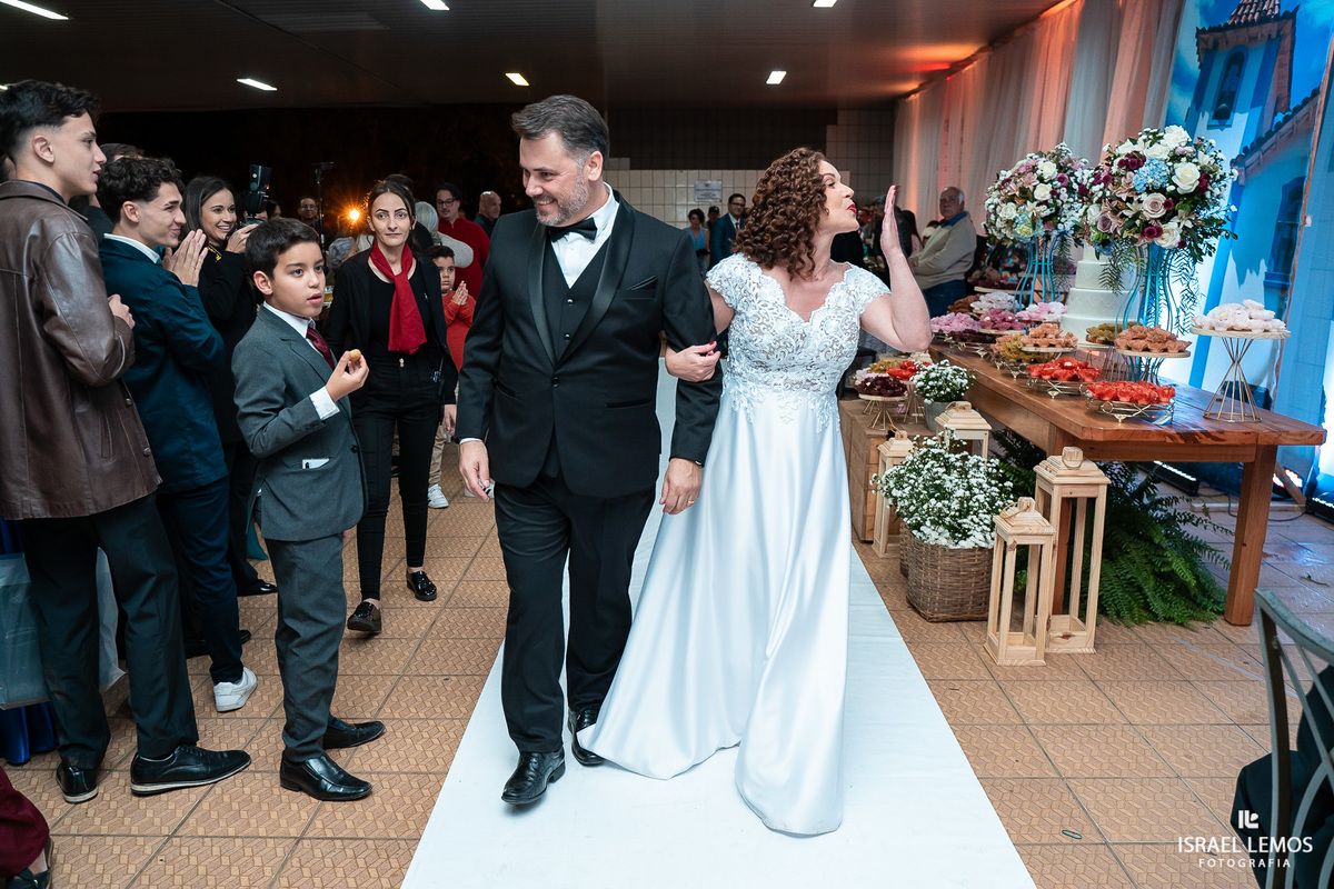 FESTA DE CASAMENTO Fotografo de casamento Juatuba Israel Lemos fotógrafo em Juatuba cidade metropolitana de belo Horizonte 