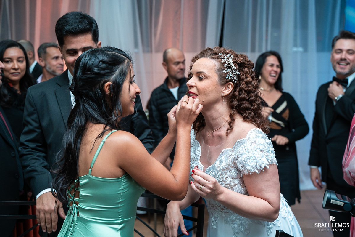 FESTA DE CASAMENTO Fotografo de casamento Juatuba Israel Lemos fotógrafo em Juatuba cidade metropolitana de belo Horizonte 