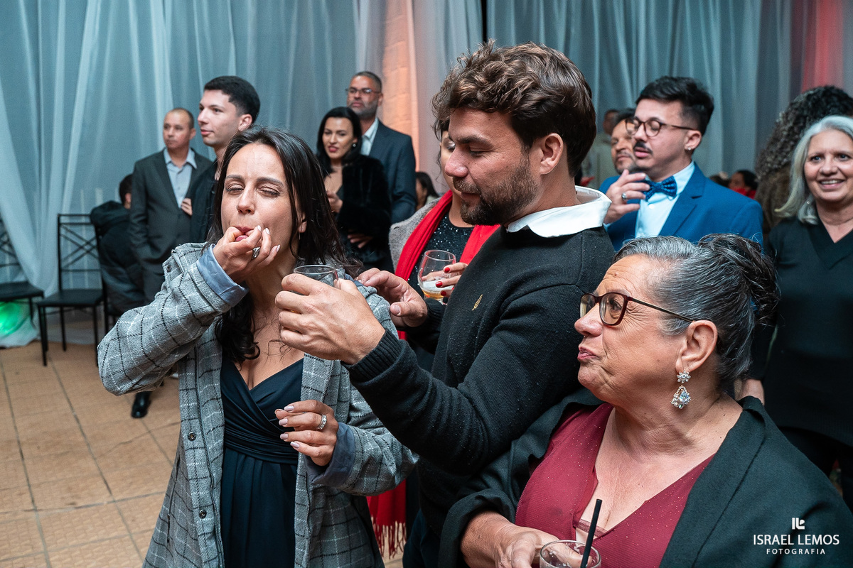 FESTA DE CASAMENTO Fotografo de casamento Juatuba Israel Lemos fotógrafo em Juatuba cidade metropolitana de belo Horizonte 