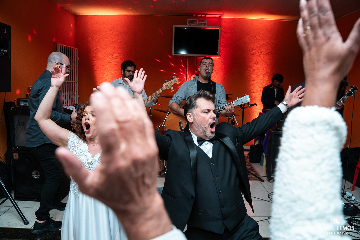 FESTA DE CASAMENTO Fotografo de casamento Juatuba Israel Lemos fotógrafo em Juatuba cidade metropolitana de belo Horizonte 