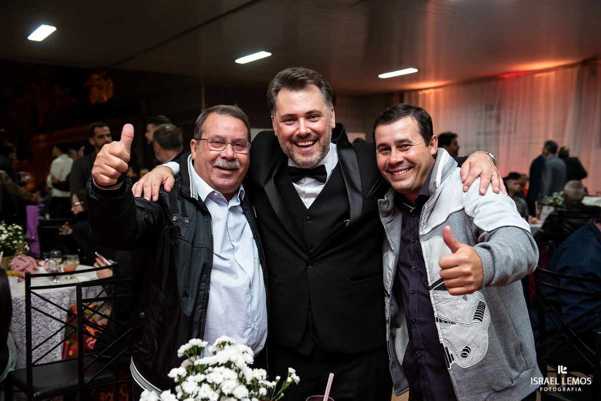 FESTA DE CASAMENTO Fotografo de casamento Juatuba Israel Lemos fotógrafo em Juatuba cidade metropolitana de belo Horizonte 