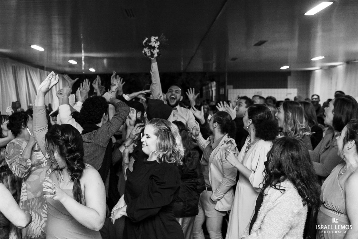 FESTA DE CASAMENTO Fotografo de casamento Juatuba Israel Lemos fotógrafo em Juatuba cidade metropolitana de belo Horizonte 