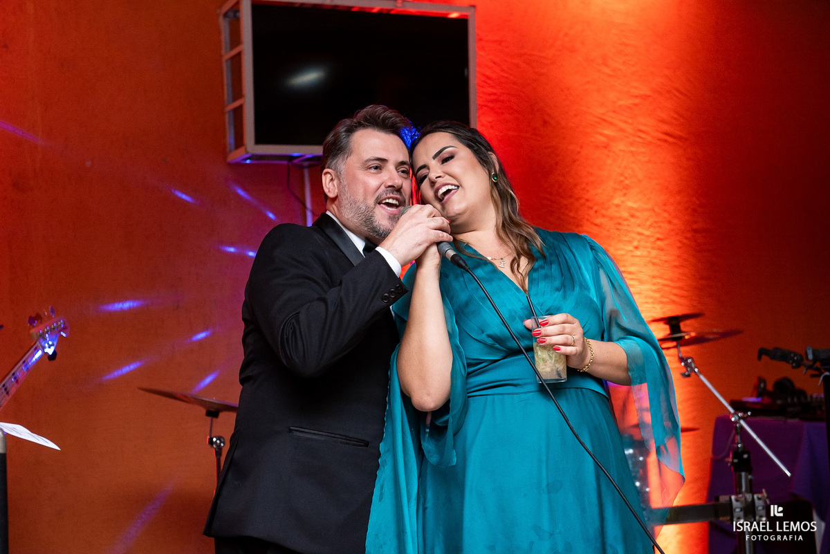 FESTA DE CASAMENTO Fotografo de casamento Juatuba Israel Lemos fotógrafo em Juatuba cidade metropolitana de belo Horizonte 