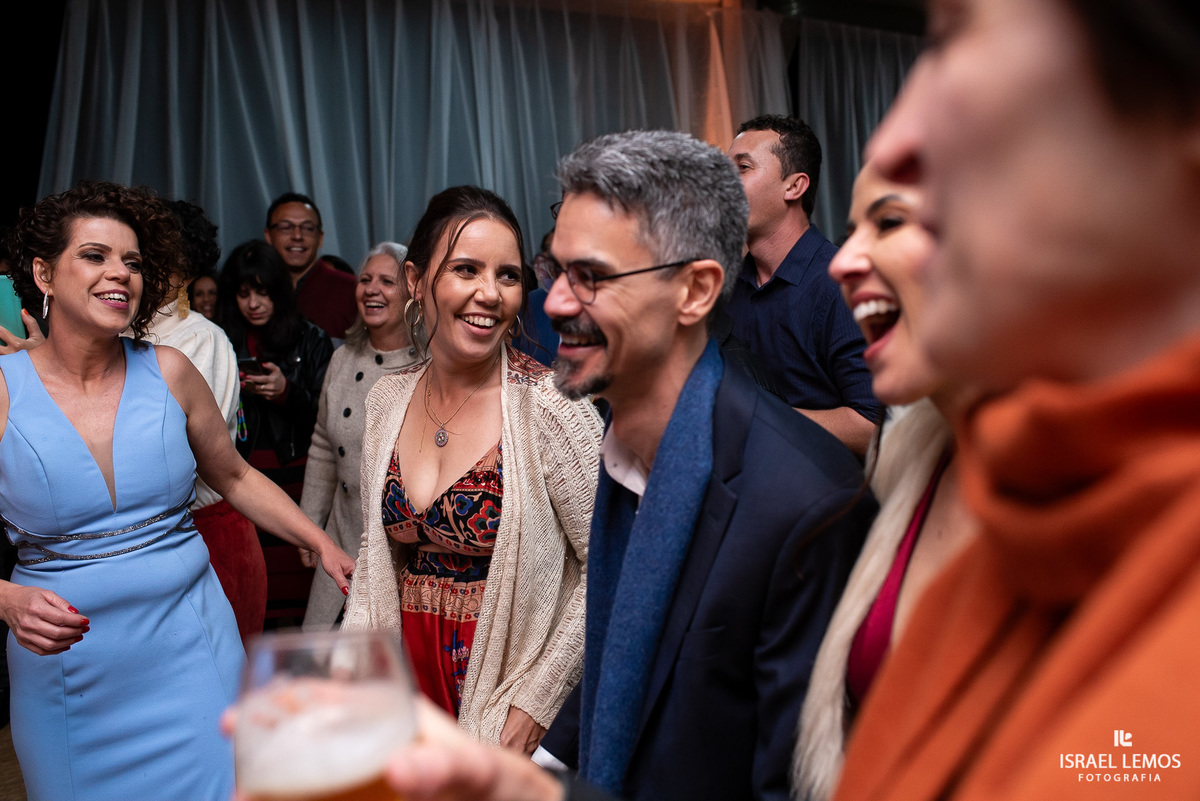 FESTA DE CASAMENTO Fotografo de casamento Juatuba Israel Lemos fotógrafo em Juatuba cidade metropolitana de belo Horizonte 