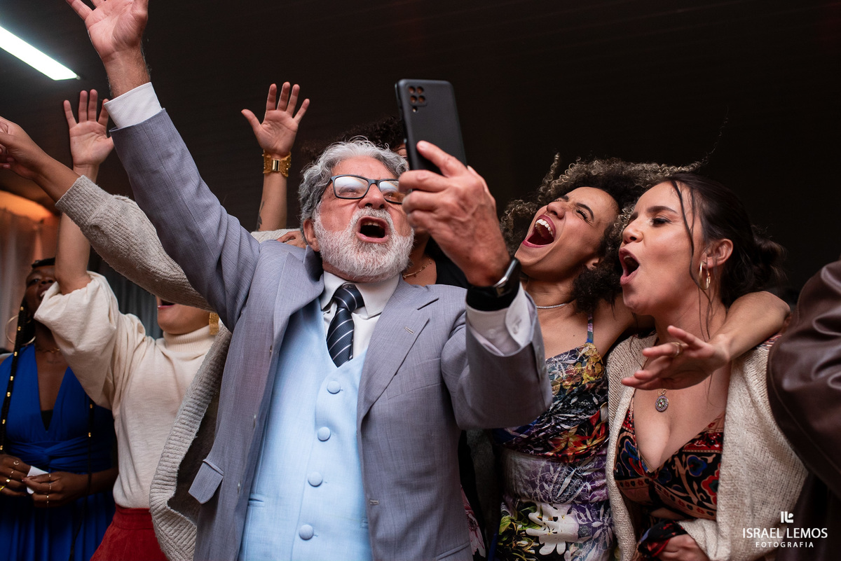FESTA DE CASAMENTO Fotografo de casamento Juatuba Israel Lemos fotógrafo em Juatuba cidade metropolitana de belo Horizonte 