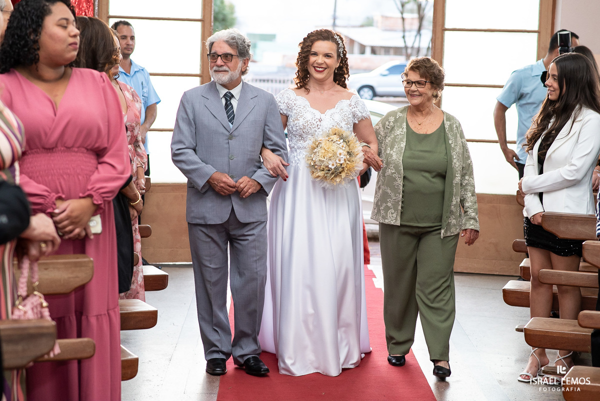 FESTA DE CASAMENTO Fotografo de casamento Juatuba Israel Lemos fotógrafo em Juatuba cidade metropolitana de belo Horizonte 