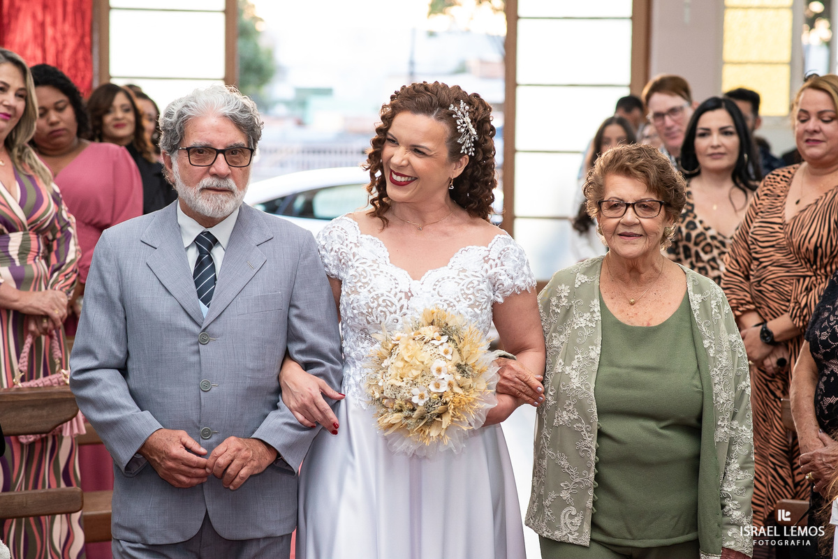 FESTA DE CASAMENTO Fotografo de casamento Juatuba Israel Lemos fotógrafo em Juatuba cidade metropolitana de belo Horizonte 