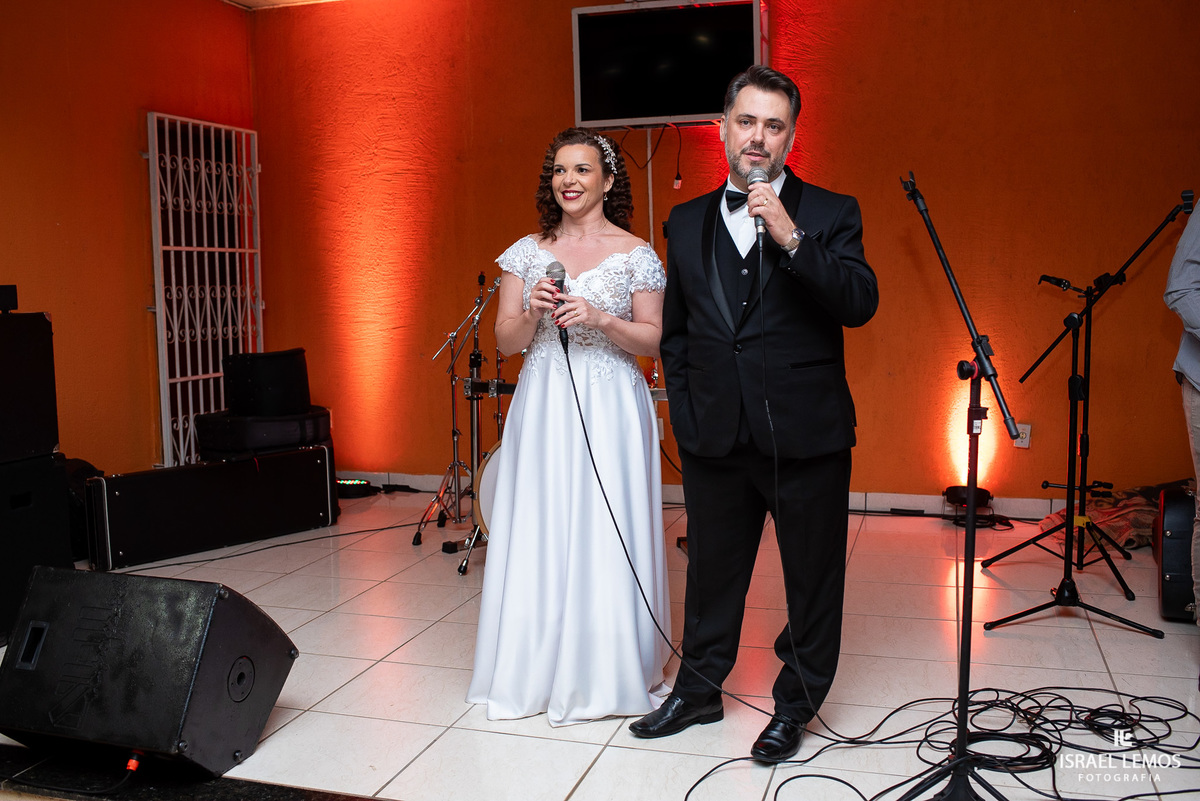 FESTA DE CASAMENTO Fotografo de casamento Juatuba Israel Lemos fotógrafo em Juatuba cidade metropolitana de belo Horizonte 