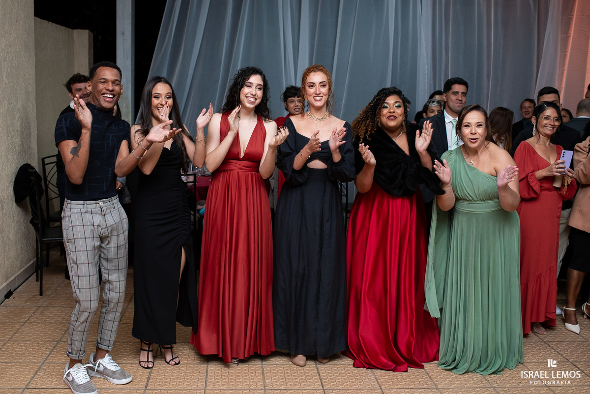 FESTA DE CASAMENTO Fotografo de casamento Juatuba Israel Lemos fotógrafo em Juatuba cidade metropolitana de belo Horizonte 