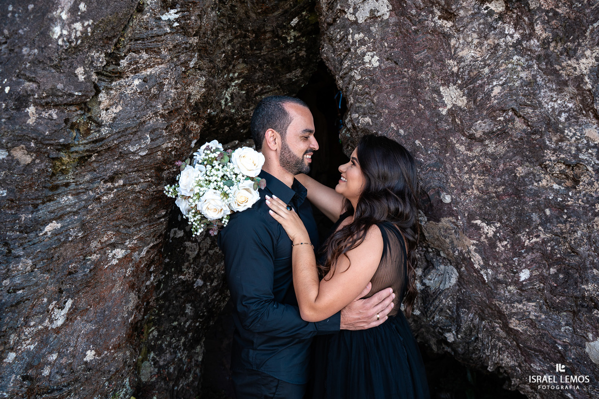 Ensaio pré-wedding da Tathiane e Maicon que rolou na Serra da Piedade, em Caeté MG