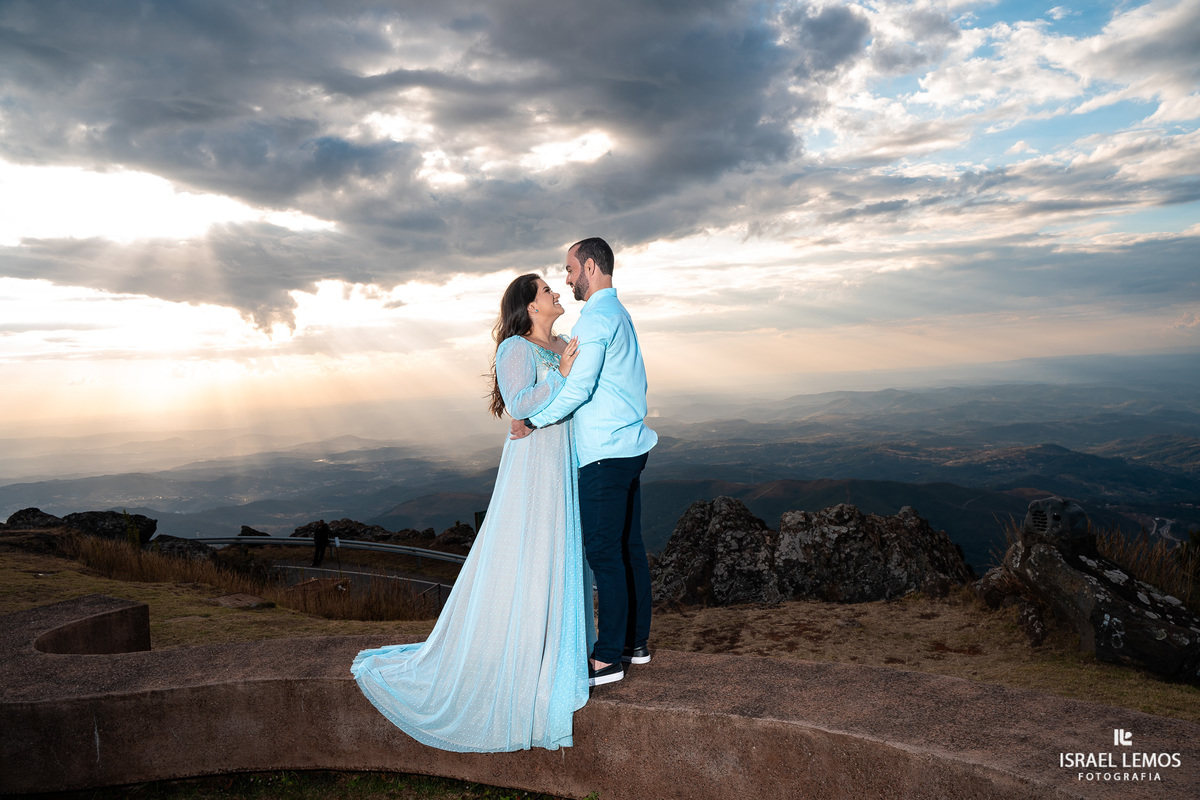 casamento fotos casal que rolou na Serra da Piedade, em Caeté MG
